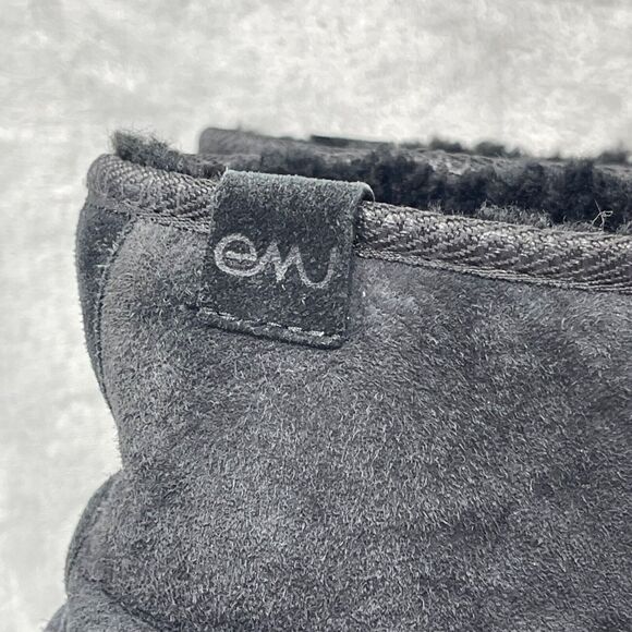 EMU Boots Mens 12 Black Suede Australian Sheepskin Lined Wallabee Style Juc Lo - Picture 3 of 16